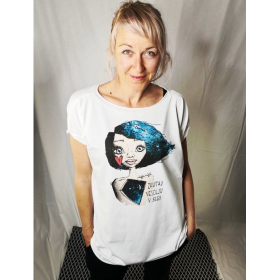 Oversized top Zaupaj vesolju v sebi