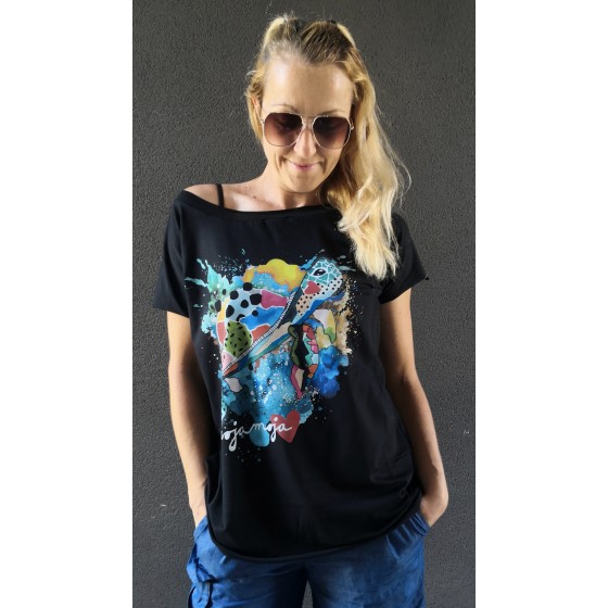 Prevelika črna majica Želvica